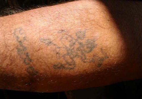 Татуировки и солнце – Что не делать, когда загораешь с татуировкой